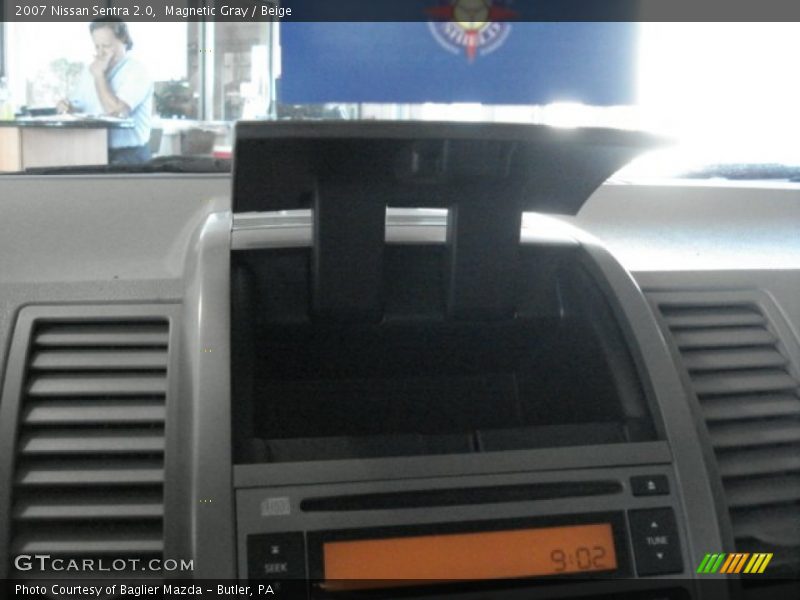 Magnetic Gray / Beige 2007 Nissan Sentra 2.0