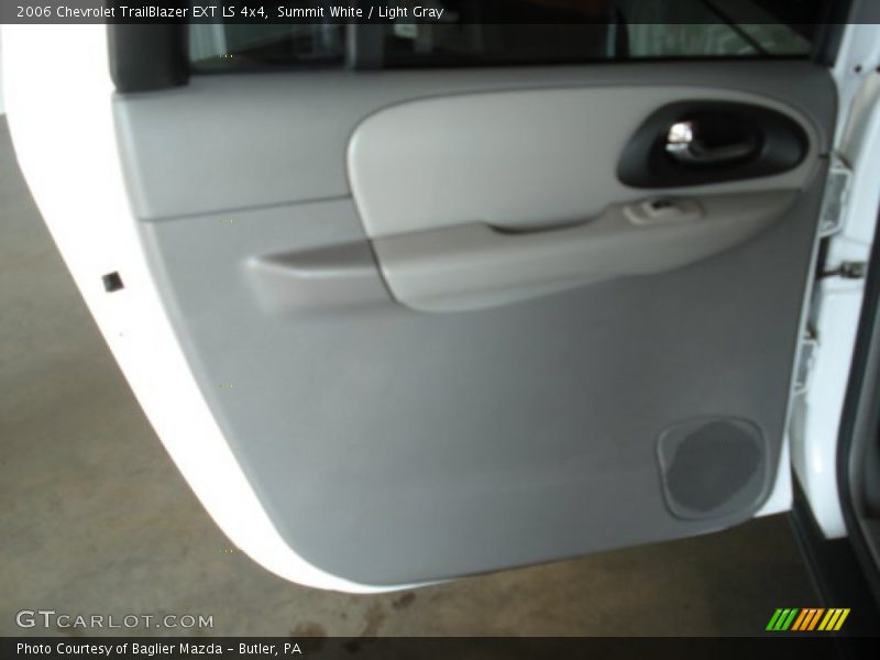 Summit White / Light Gray 2006 Chevrolet TrailBlazer EXT LS 4x4