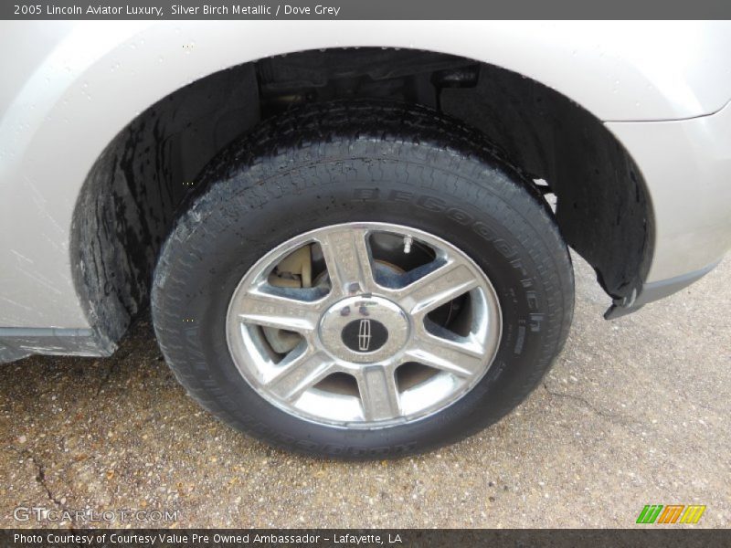 Silver Birch Metallic / Dove Grey 2005 Lincoln Aviator Luxury