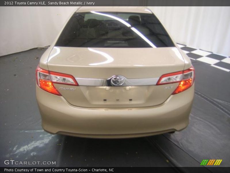 Sandy Beach Metallic / Ivory 2012 Toyota Camry XLE
