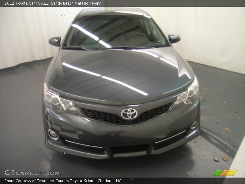 Sandy Beach Metallic / Ivory 2012 Toyota Camry XLE