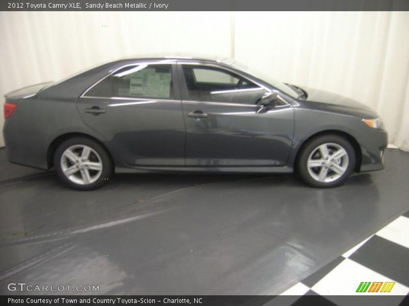 Sandy Beach Metallic / Ivory 2012 Toyota Camry XLE