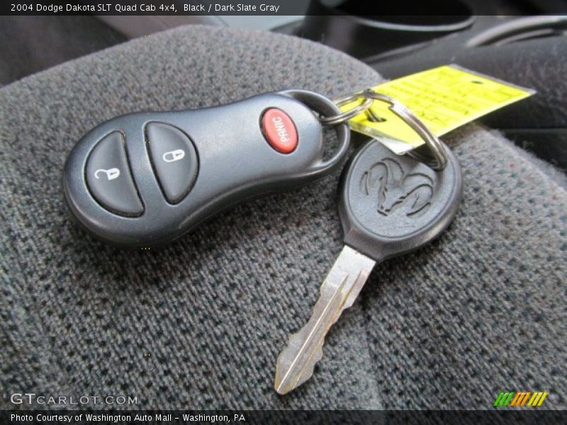 Black / Dark Slate Gray 2004 Dodge Dakota SLT Quad Cab 4x4