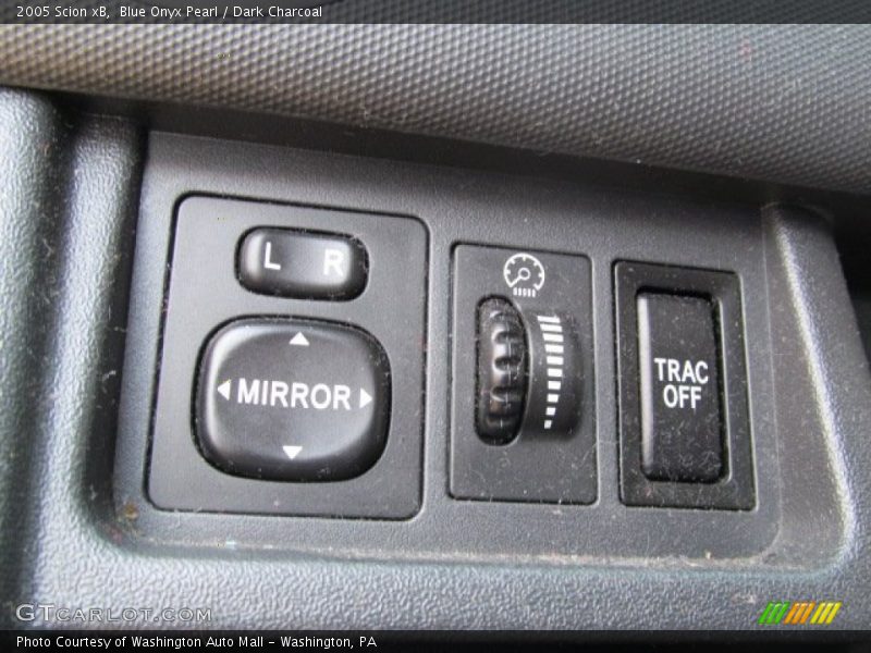 Blue Onyx Pearl / Dark Charcoal 2005 Scion xB