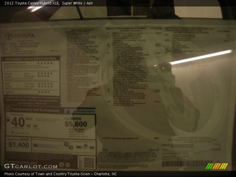 Super White / Ash 2012 Toyota Camry Hybrid XLE