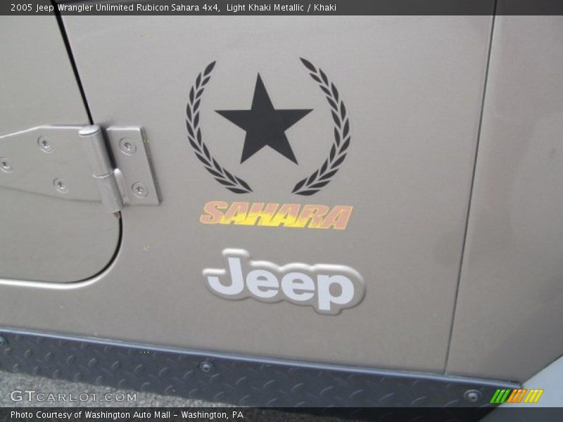  2005 Wrangler Unlimited Rubicon Sahara 4x4 Logo