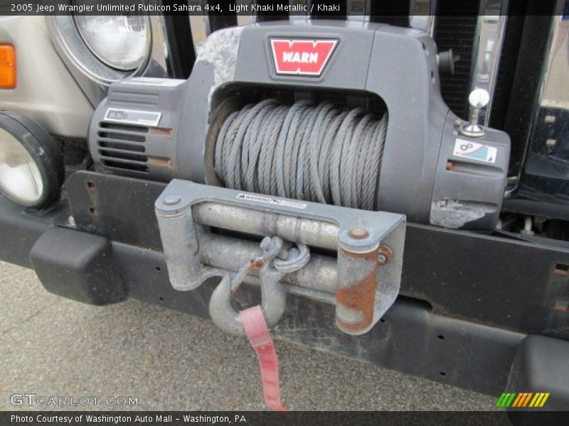 Warn Winch - 2005 Jeep Wrangler Unlimited Rubicon Sahara 4x4