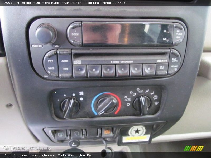 Controls of 2005 Wrangler Unlimited Rubicon Sahara 4x4