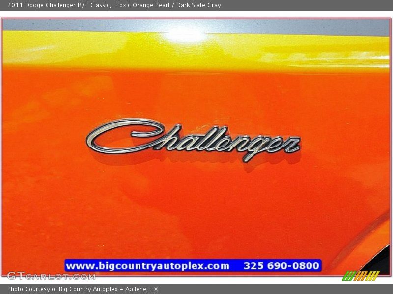 Toxic Orange Pearl / Dark Slate Gray 2011 Dodge Challenger R/T Classic