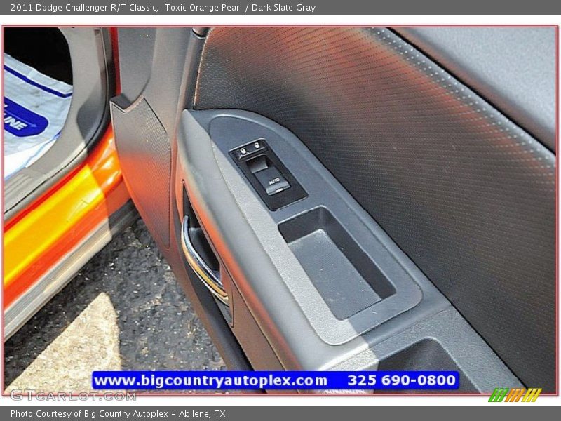 Toxic Orange Pearl / Dark Slate Gray 2011 Dodge Challenger R/T Classic