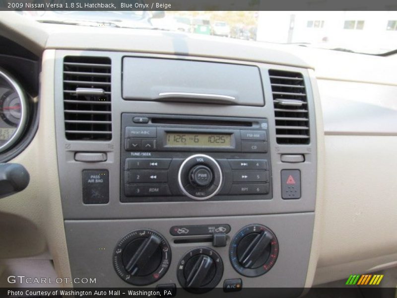 Blue Onyx / Beige 2009 Nissan Versa 1.8 SL Hatchback