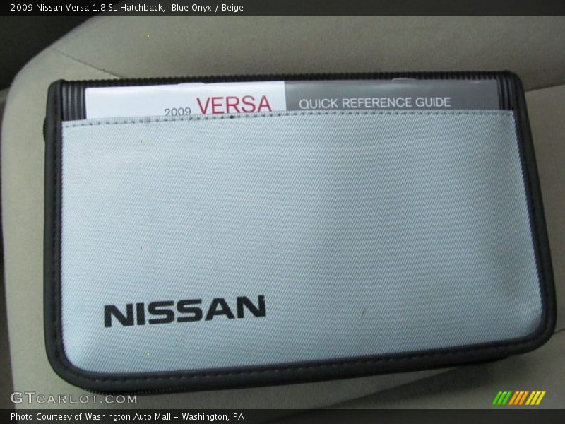 Blue Onyx / Beige 2009 Nissan Versa 1.8 SL Hatchback