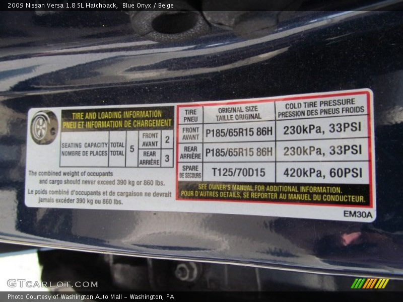 Blue Onyx / Beige 2009 Nissan Versa 1.8 SL Hatchback