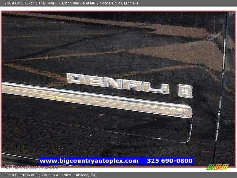 Carbon Black Metallic / Cocoa/Light Cashmere 2009 GMC Yukon Denali AWD