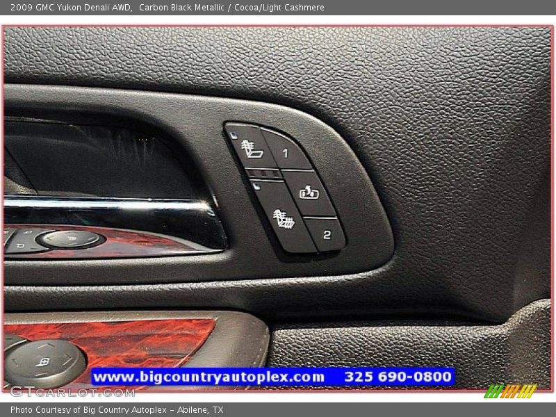 Carbon Black Metallic / Cocoa/Light Cashmere 2009 GMC Yukon Denali AWD