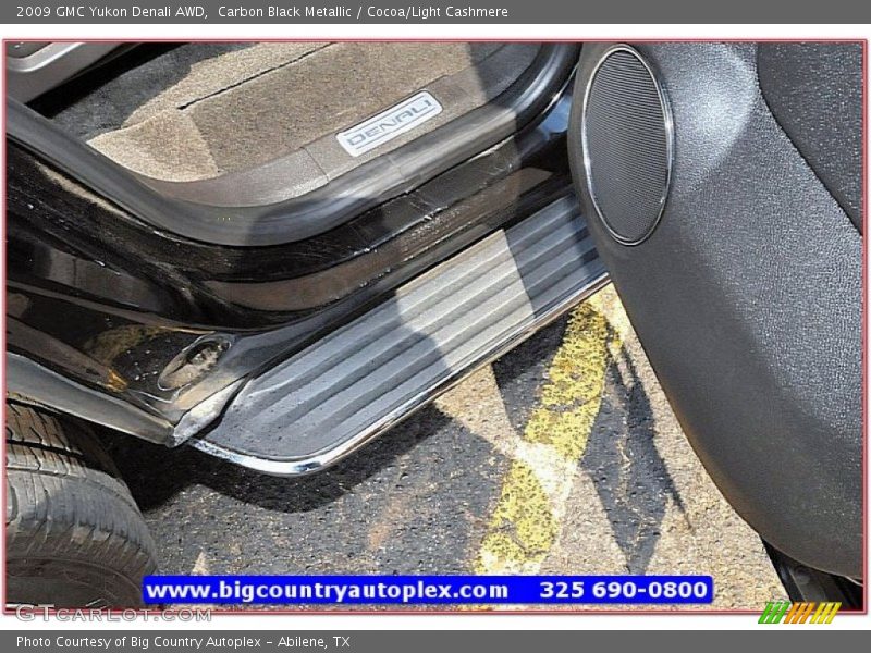 Carbon Black Metallic / Cocoa/Light Cashmere 2009 GMC Yukon Denali AWD