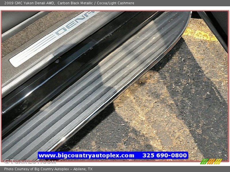 Carbon Black Metallic / Cocoa/Light Cashmere 2009 GMC Yukon Denali AWD
