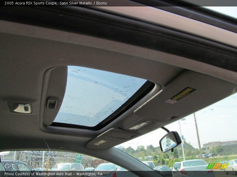 Sunroof of 2005 RSX Sports Coupe