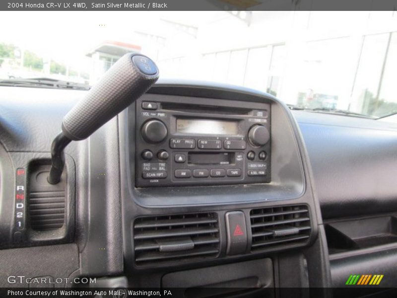 Satin Silver Metallic / Black 2004 Honda CR-V LX 4WD