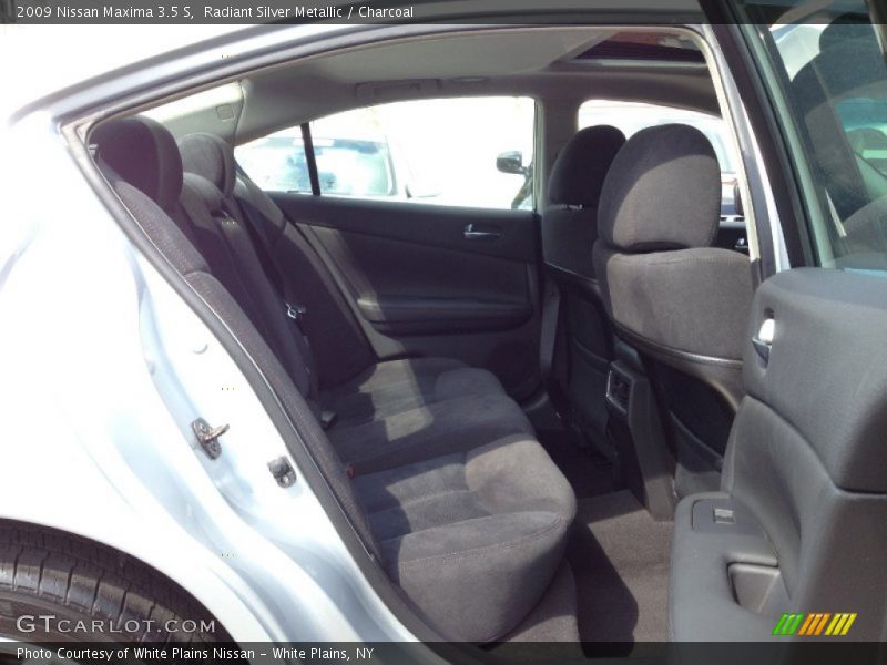 Radiant Silver Metallic / Charcoal 2009 Nissan Maxima 3.5 S