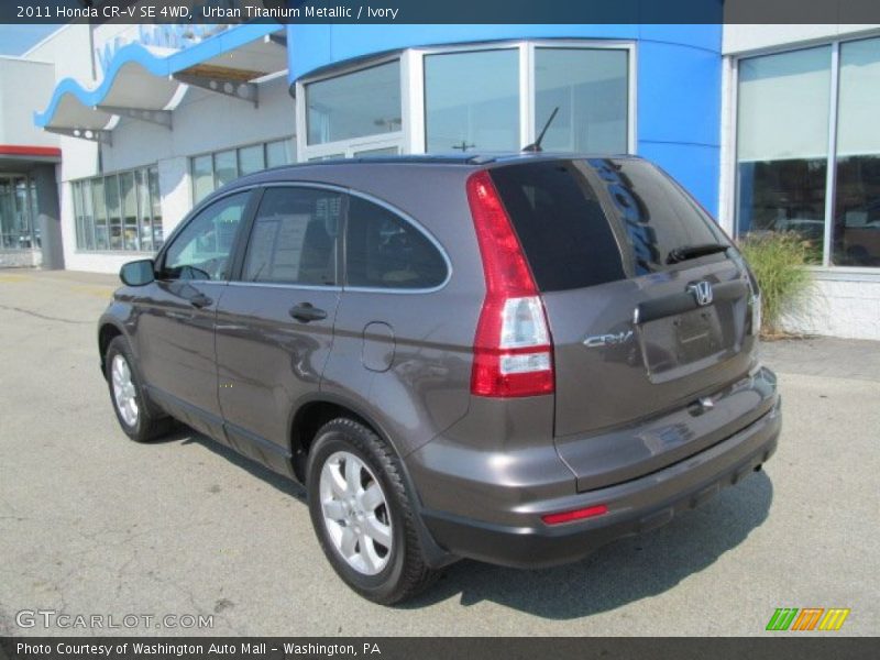Urban Titanium Metallic / Ivory 2011 Honda CR-V SE 4WD