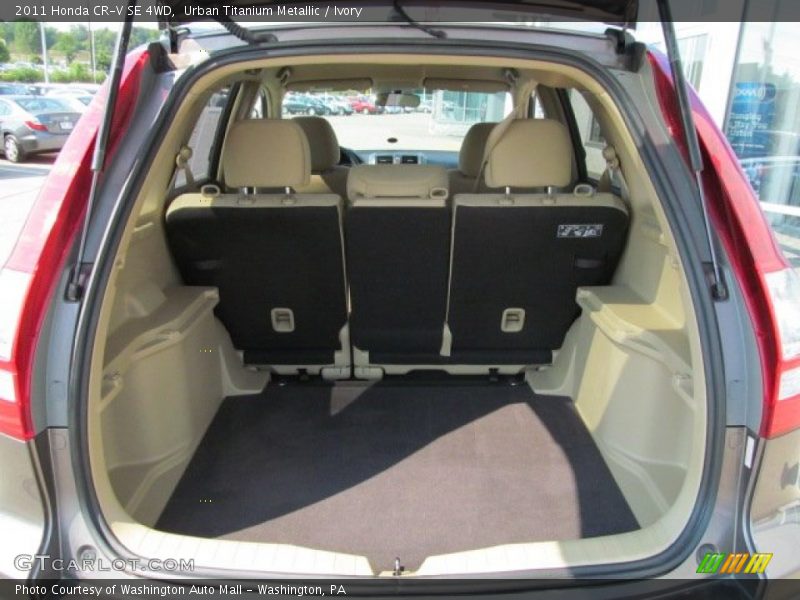 Urban Titanium Metallic / Ivory 2011 Honda CR-V SE 4WD