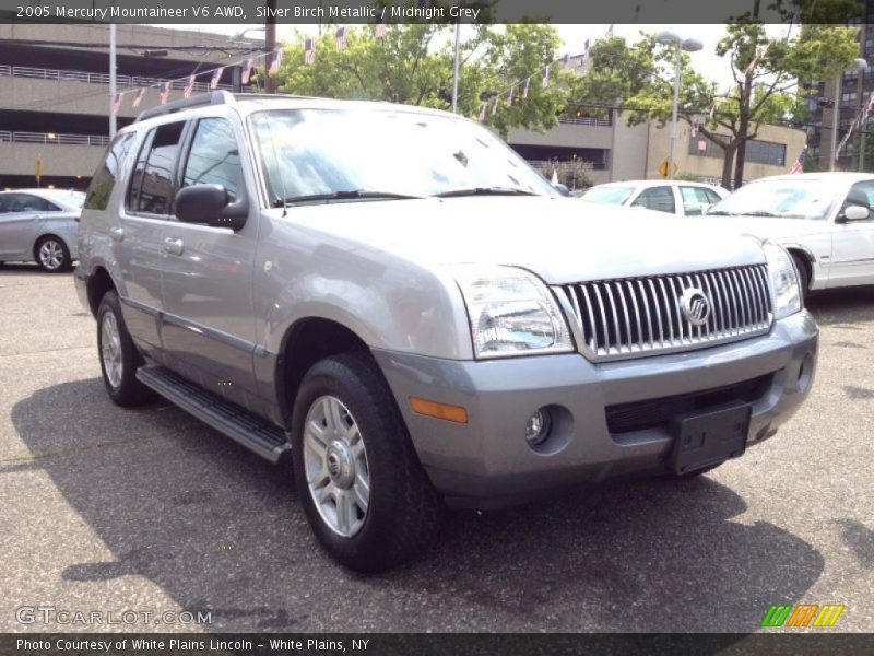 Silver Birch Metallic / Midnight Grey 2005 Mercury Mountaineer V6 AWD