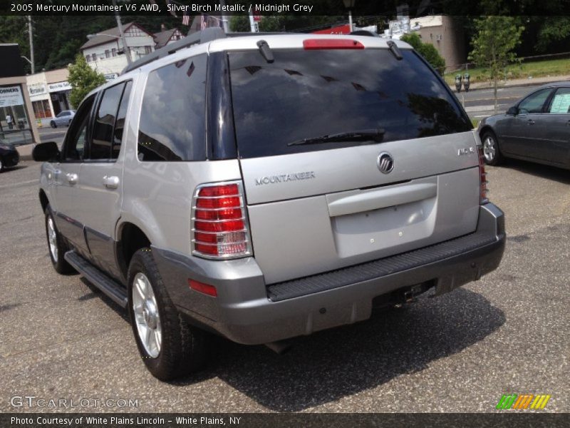 Silver Birch Metallic / Midnight Grey 2005 Mercury Mountaineer V6 AWD