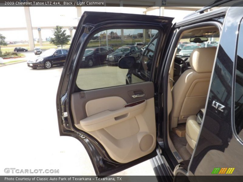 Black / Light Cashmere 2009 Chevrolet Tahoe LTZ 4x4