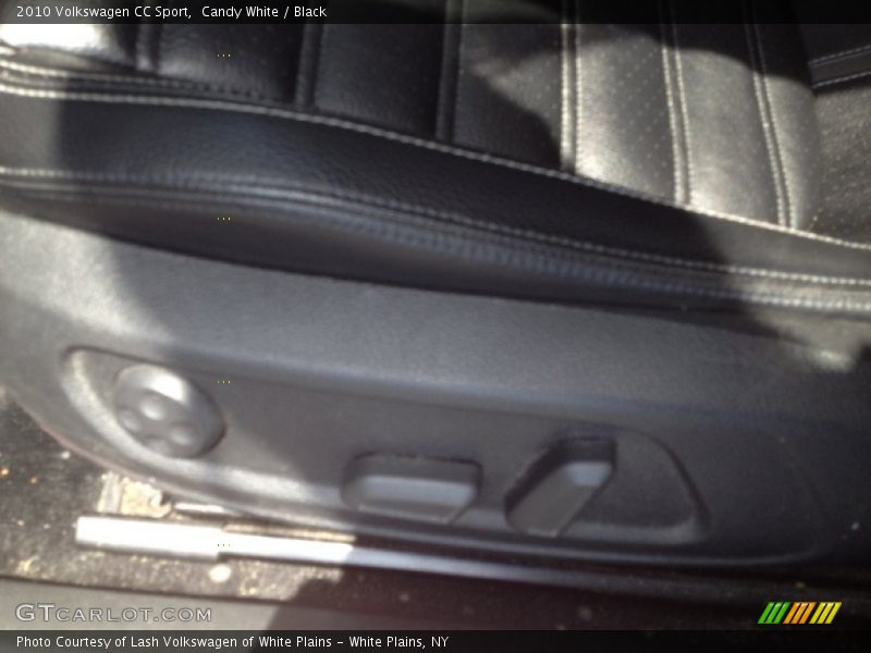 Candy White / Black 2010 Volkswagen CC Sport
