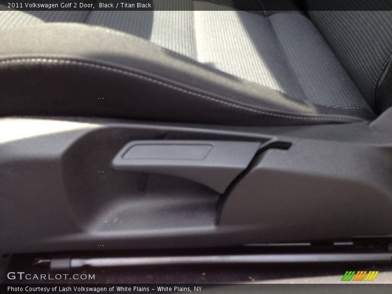 Black / Titan Black 2011 Volkswagen Golf 2 Door
