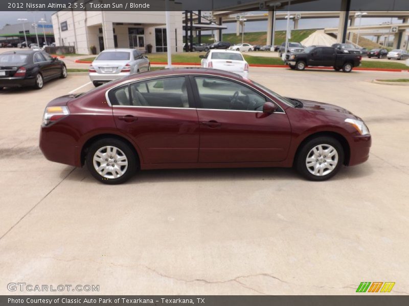 Tuscan Sun / Blonde 2012 Nissan Altima 2.5 S