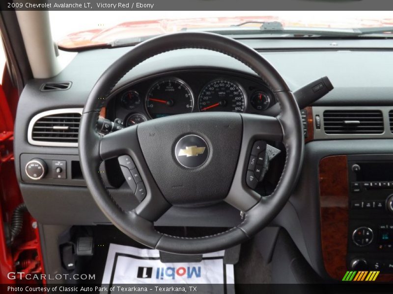 Victory Red / Ebony 2009 Chevrolet Avalanche LT