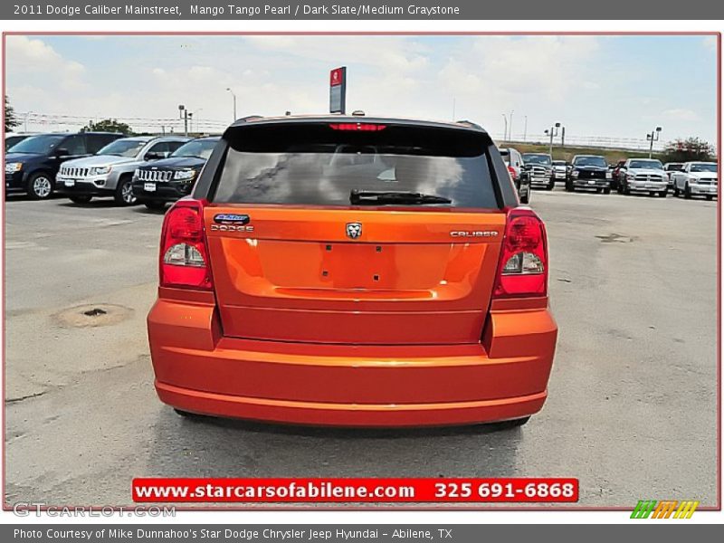 Mango Tango Pearl / Dark Slate/Medium Graystone 2011 Dodge Caliber Mainstreet