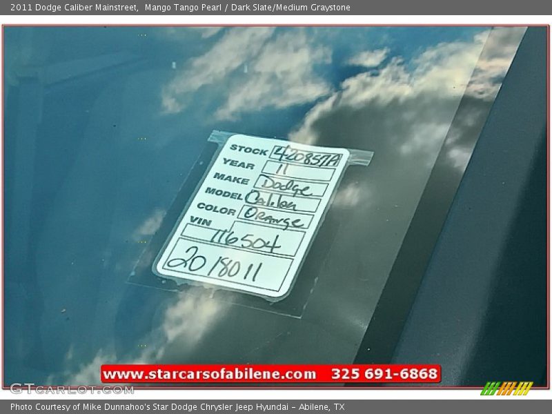 Mango Tango Pearl / Dark Slate/Medium Graystone 2011 Dodge Caliber Mainstreet
