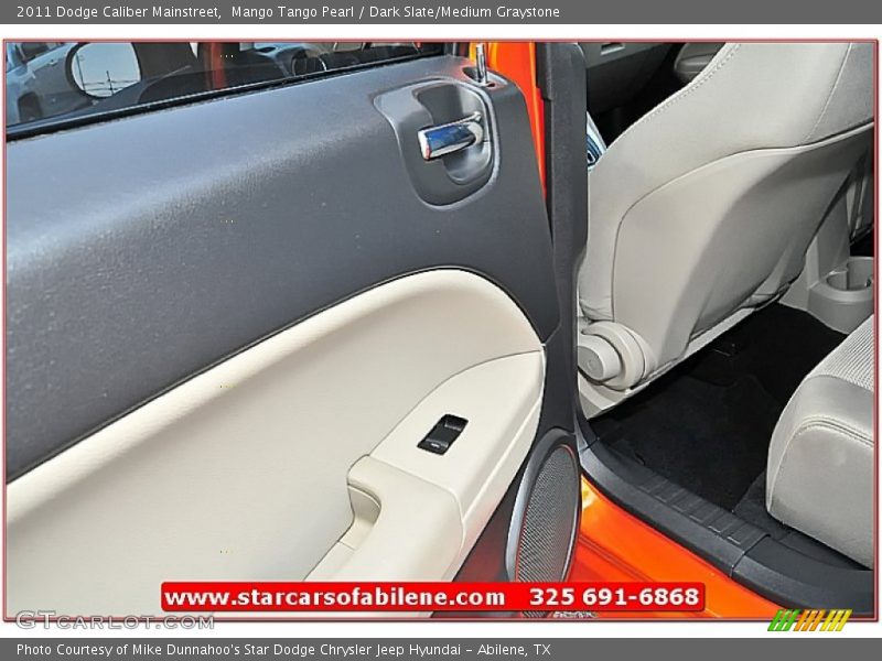 Mango Tango Pearl / Dark Slate/Medium Graystone 2011 Dodge Caliber Mainstreet