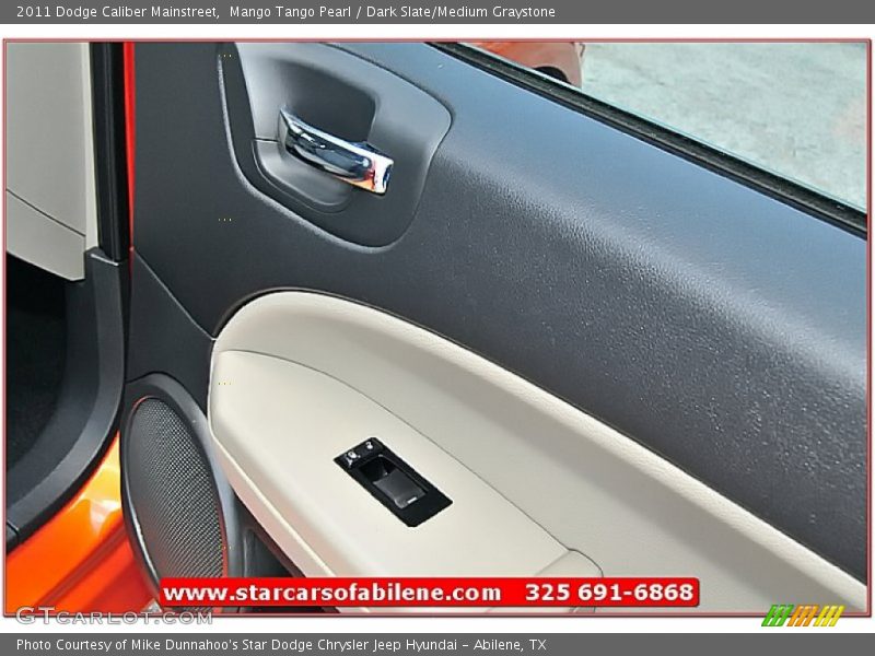 Mango Tango Pearl / Dark Slate/Medium Graystone 2011 Dodge Caliber Mainstreet