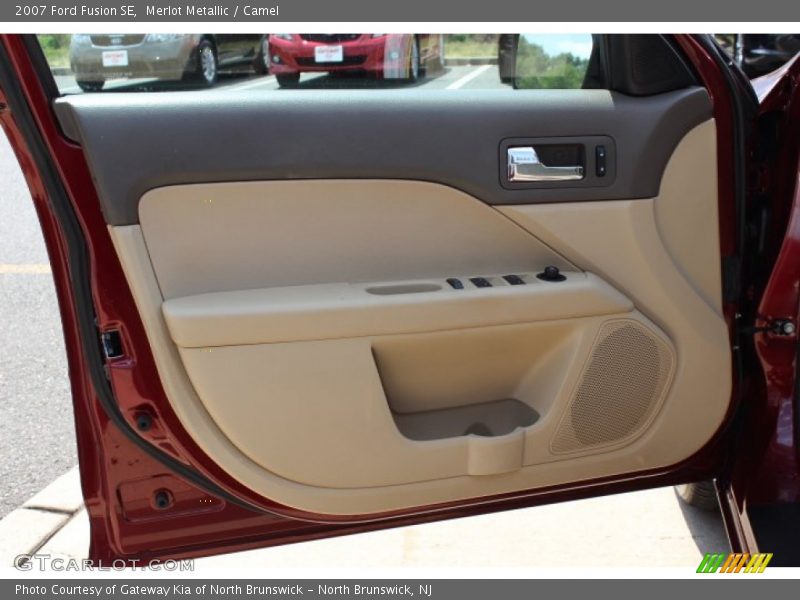 Merlot Metallic / Camel 2007 Ford Fusion SE