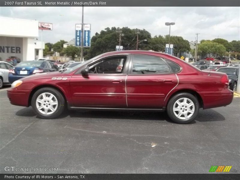 Merlot Metallic / Medium/Dark Flint 2007 Ford Taurus SE