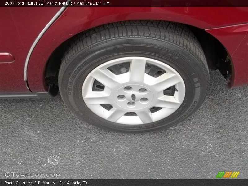  2007 Taurus SE Wheel