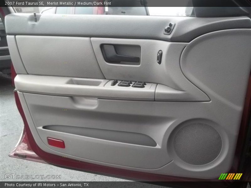 Door Panel of 2007 Taurus SE