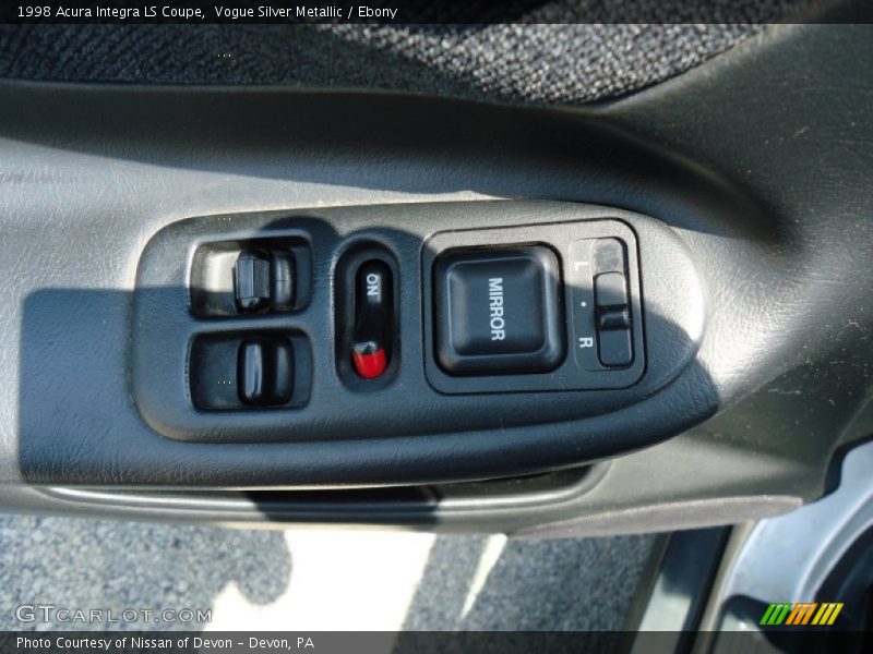 Controls of 1998 Integra LS Coupe