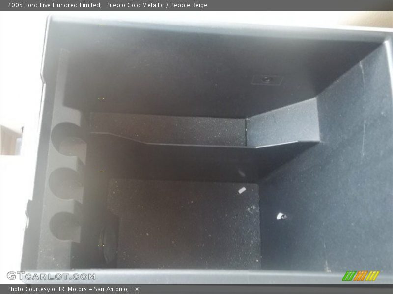 Pueblo Gold Metallic / Pebble Beige 2005 Ford Five Hundred Limited