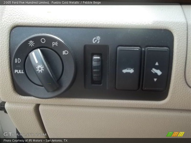 Pueblo Gold Metallic / Pebble Beige 2005 Ford Five Hundred Limited