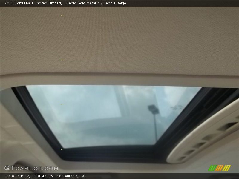 Pueblo Gold Metallic / Pebble Beige 2005 Ford Five Hundred Limited