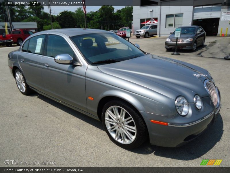 Front 3/4 View of 2008 S-Type 3.0