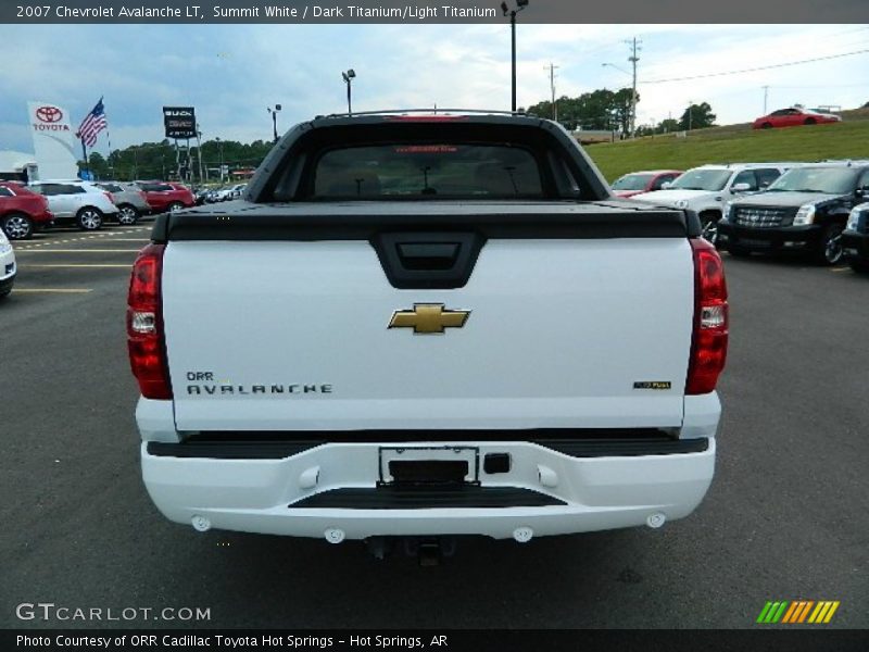 Summit White / Dark Titanium/Light Titanium 2007 Chevrolet Avalanche LT