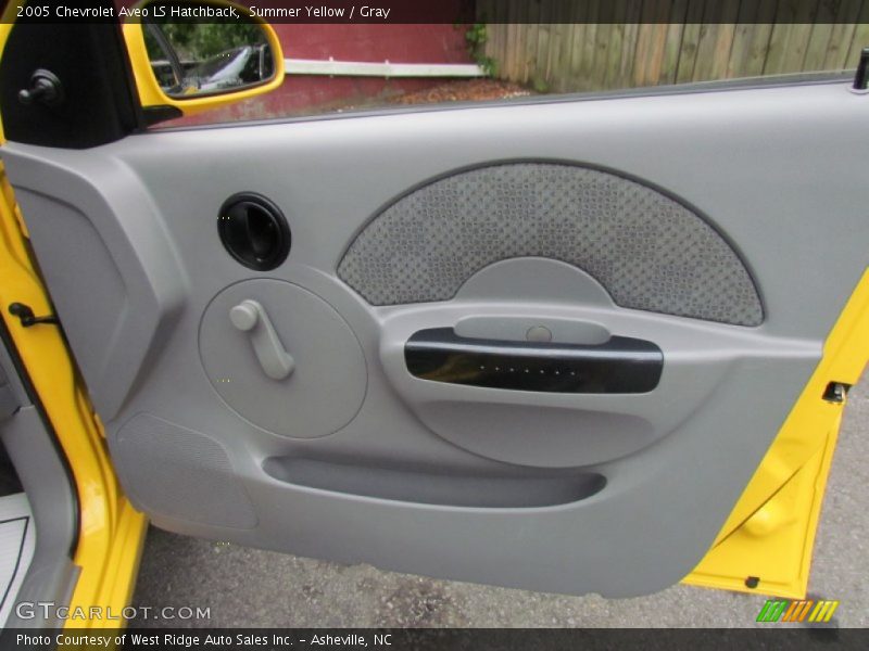 Summer Yellow / Gray 2005 Chevrolet Aveo LS Hatchback