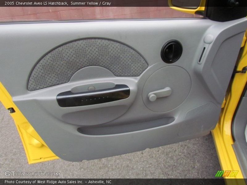 Summer Yellow / Gray 2005 Chevrolet Aveo LS Hatchback
