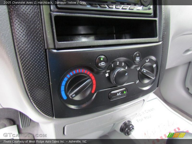 Summer Yellow / Gray 2005 Chevrolet Aveo LS Hatchback